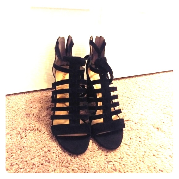 Shoes - Picture 1 of 5